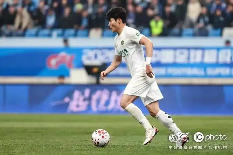 五十路熟女初撮大集合那些朋友很多的人，往往最孤独 